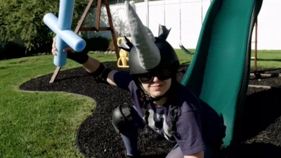 thumbnail - S1:E17 Creative Animal Costumes Worn on “Weird But True!”