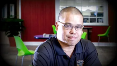 thumbnail - S1:E3 The Gig City Grift