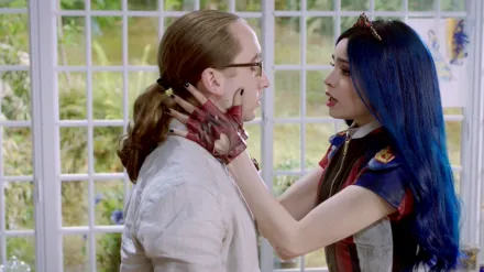 "One Kiss" | Descendientes 3 Videoclip