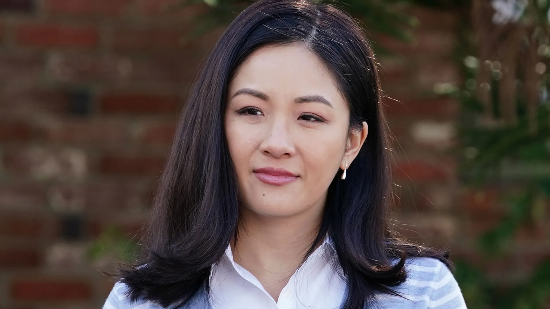 thumbnail - S6:E15 Commencement