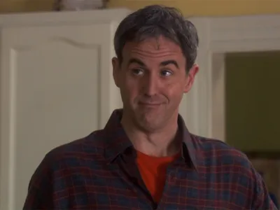 thumbnail - S2:E3 The Giggle