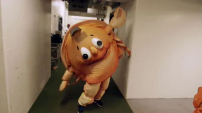 thumbnail - S2:E7 Heroes and Villains