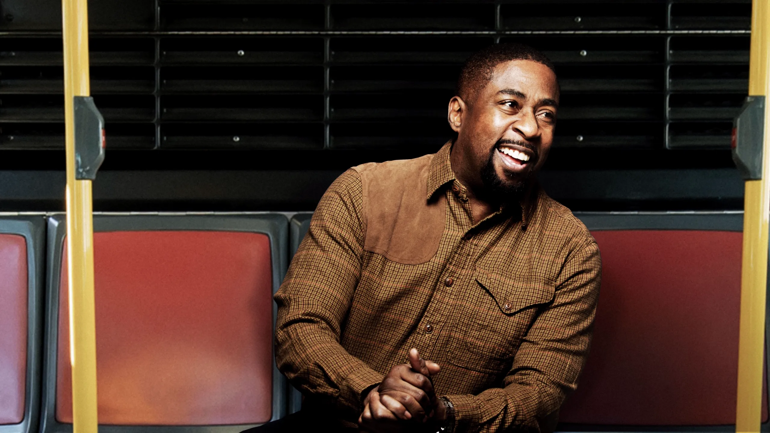 Kevin Hart Presents: Keith Robinson - Back of the Bus Funny