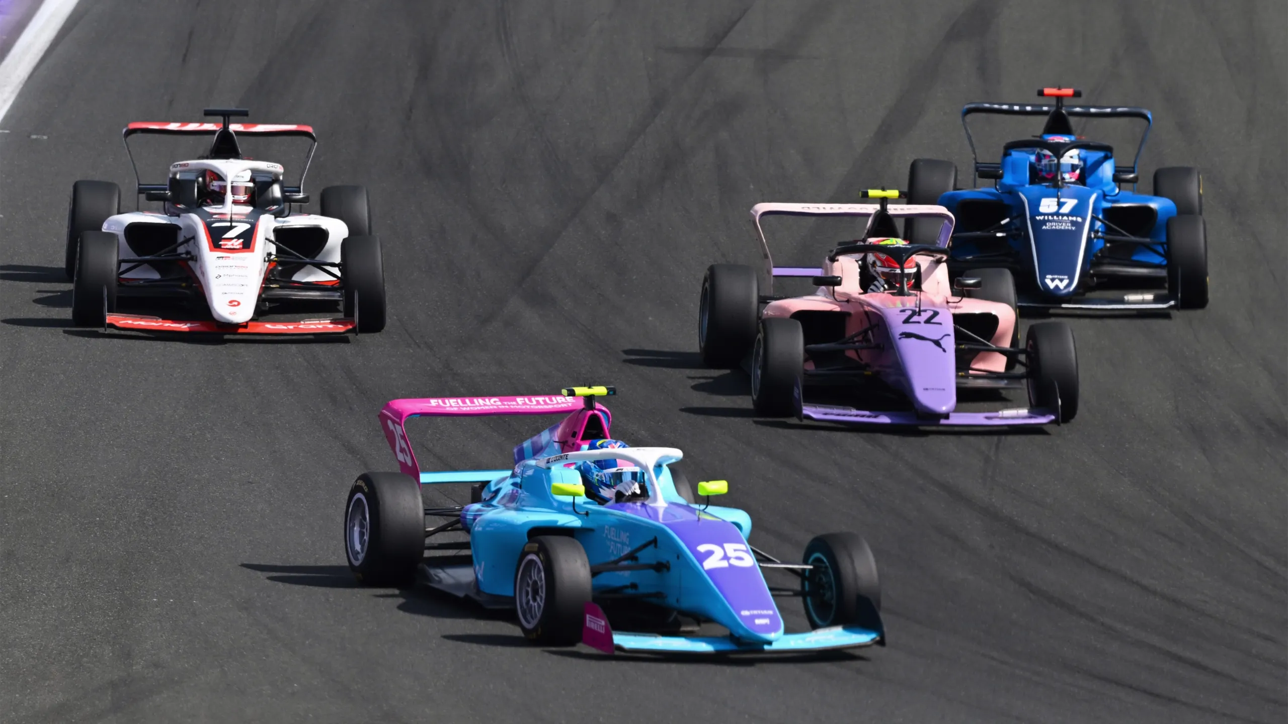 F1 Academy - GP Silverstone - Carrera #1