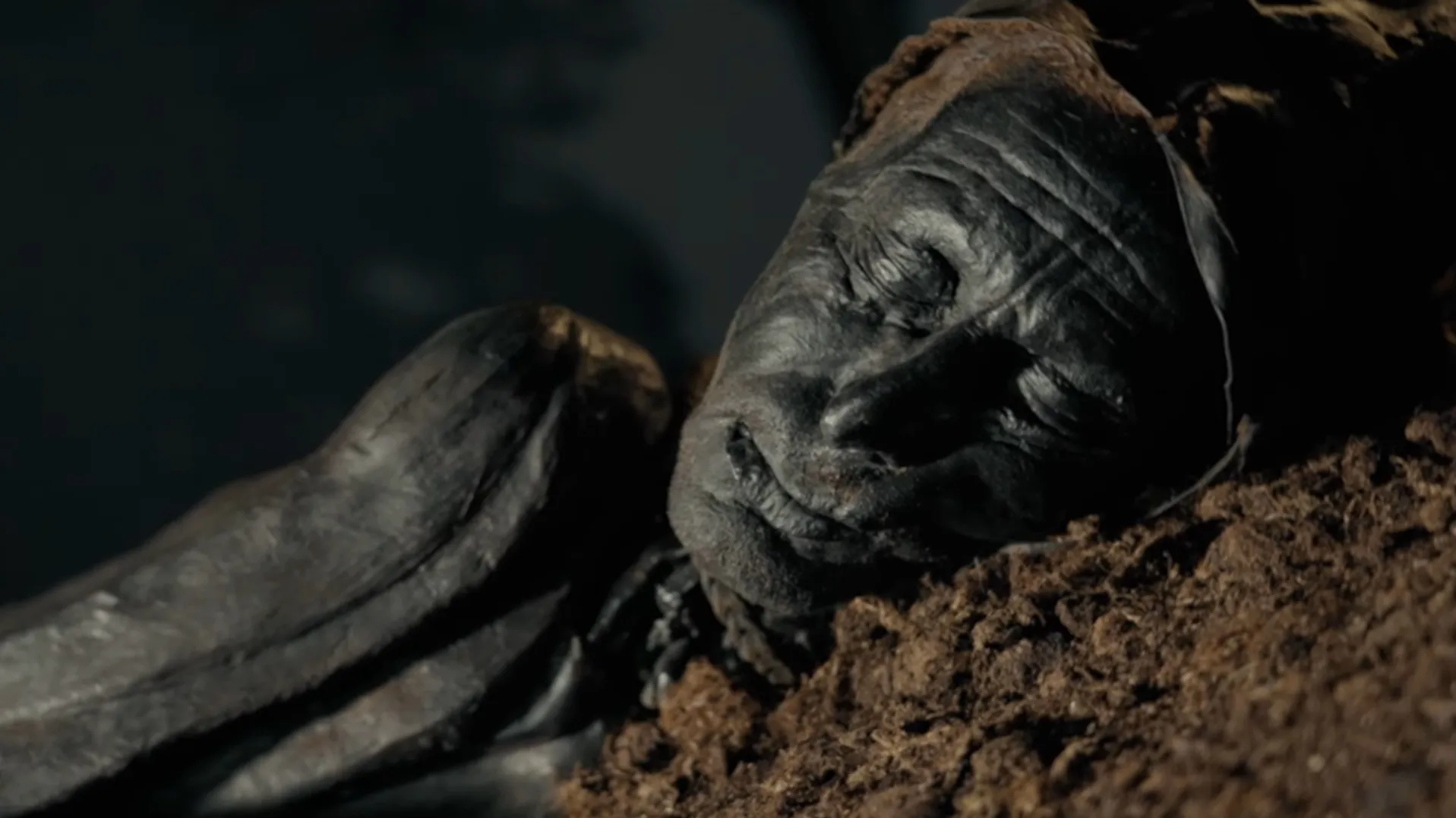 thumbnail - S1:E4 Haraldskær Woman: Mummy Identity