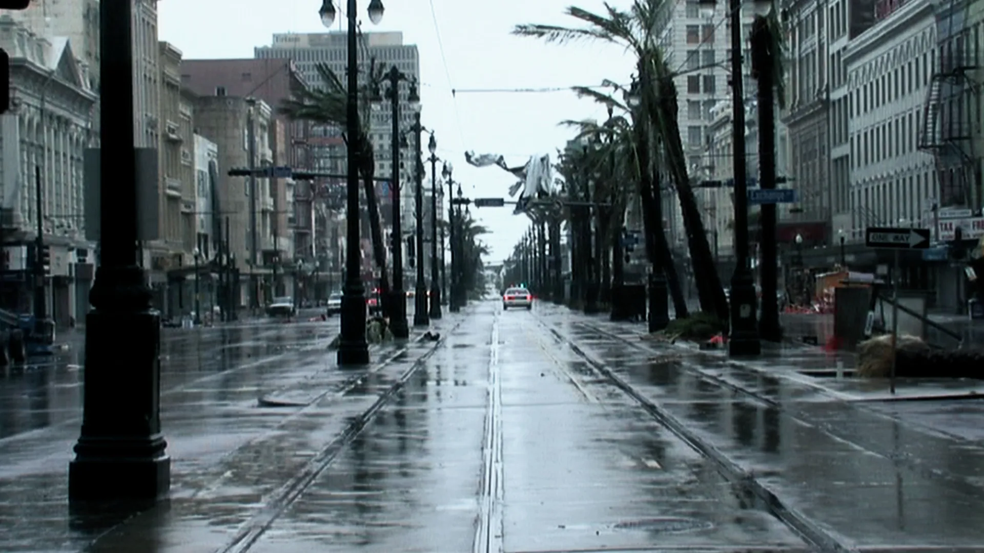 thumbnail - S1:E1 The Coming Storm