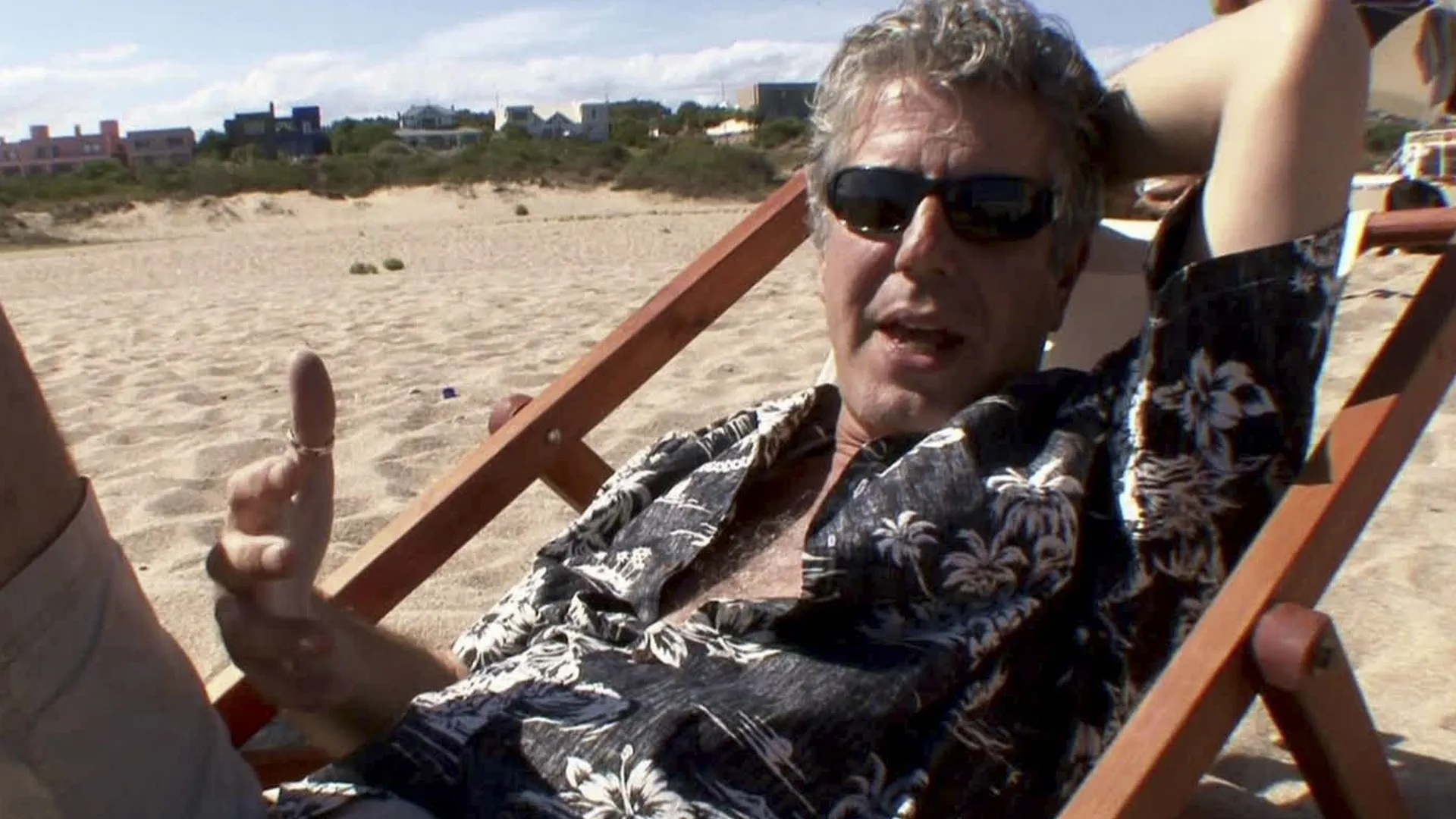thumbnail - S4:E12 Uruguay