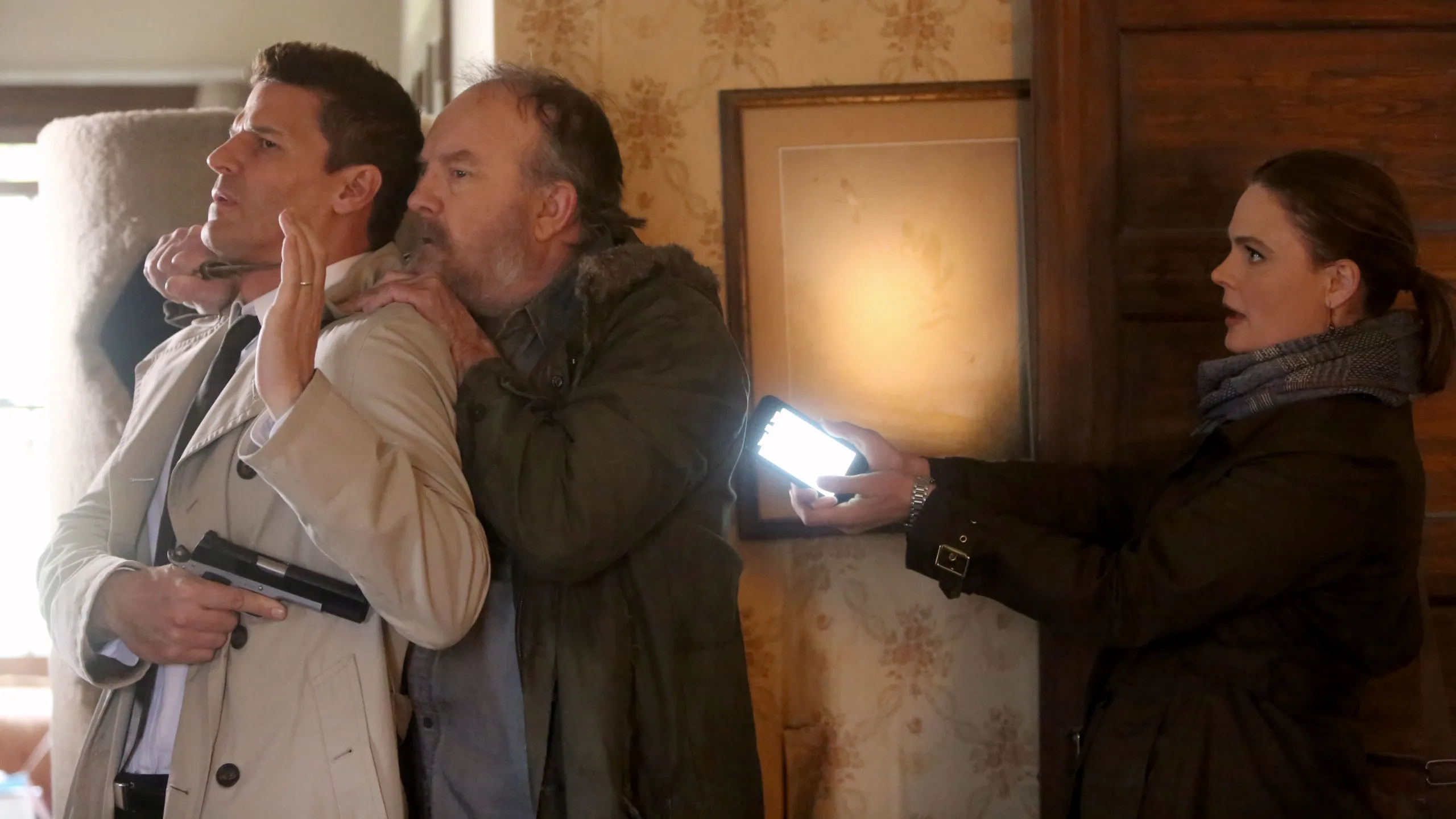 thumbnail - S11:E13 The Monster in the Closet