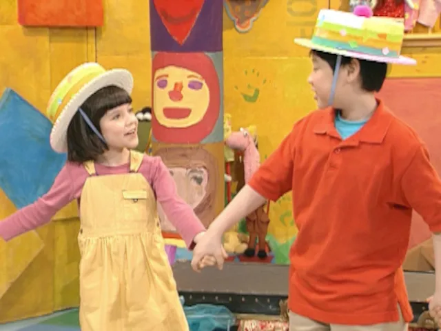 thumbnail - S3:E6 Alike and Different