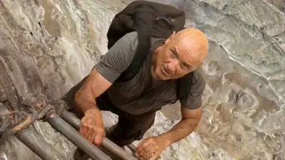 thumbnail - S6:E4 The Substitute