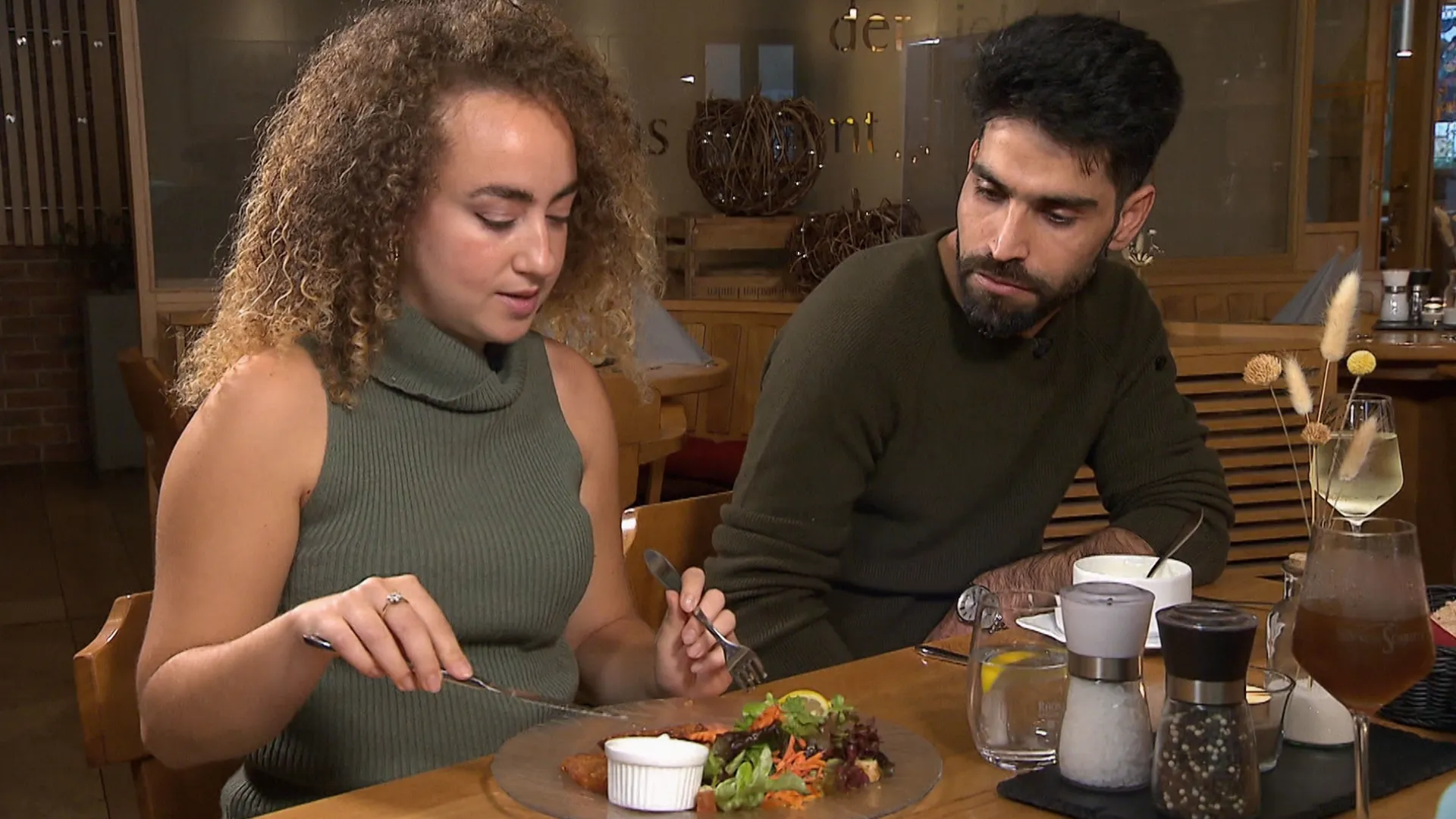 thumbnail - S17:E8 "Weinhaus Ewig Leben", Würzburg
