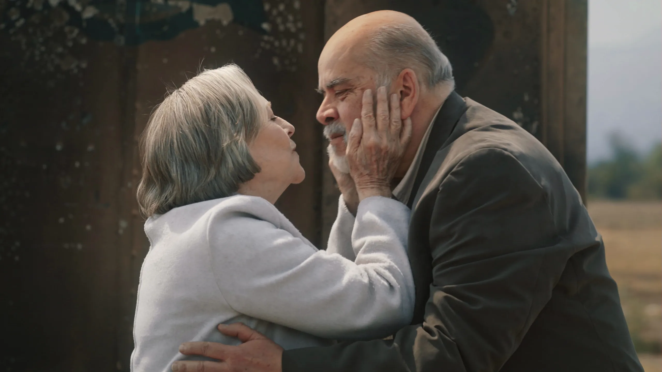 thumbnail - S1:E10 The Icing On The Cake