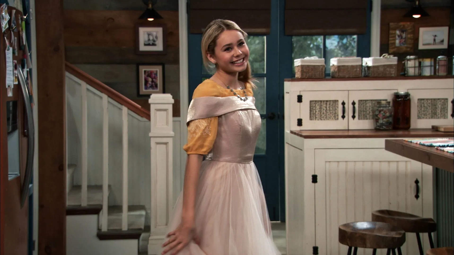 thumbnail - S2:E20 Would You Wrather Go To Prom?