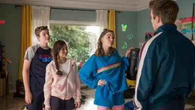 thumbnail - S1:E23 The Mirrors' Secret