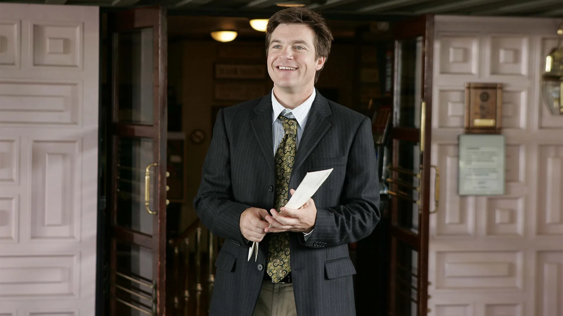 thumbnail - S3:E1 The Cabin Show