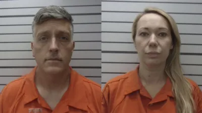 thumbnail - S1:E4 The Funeral Home of Horrors