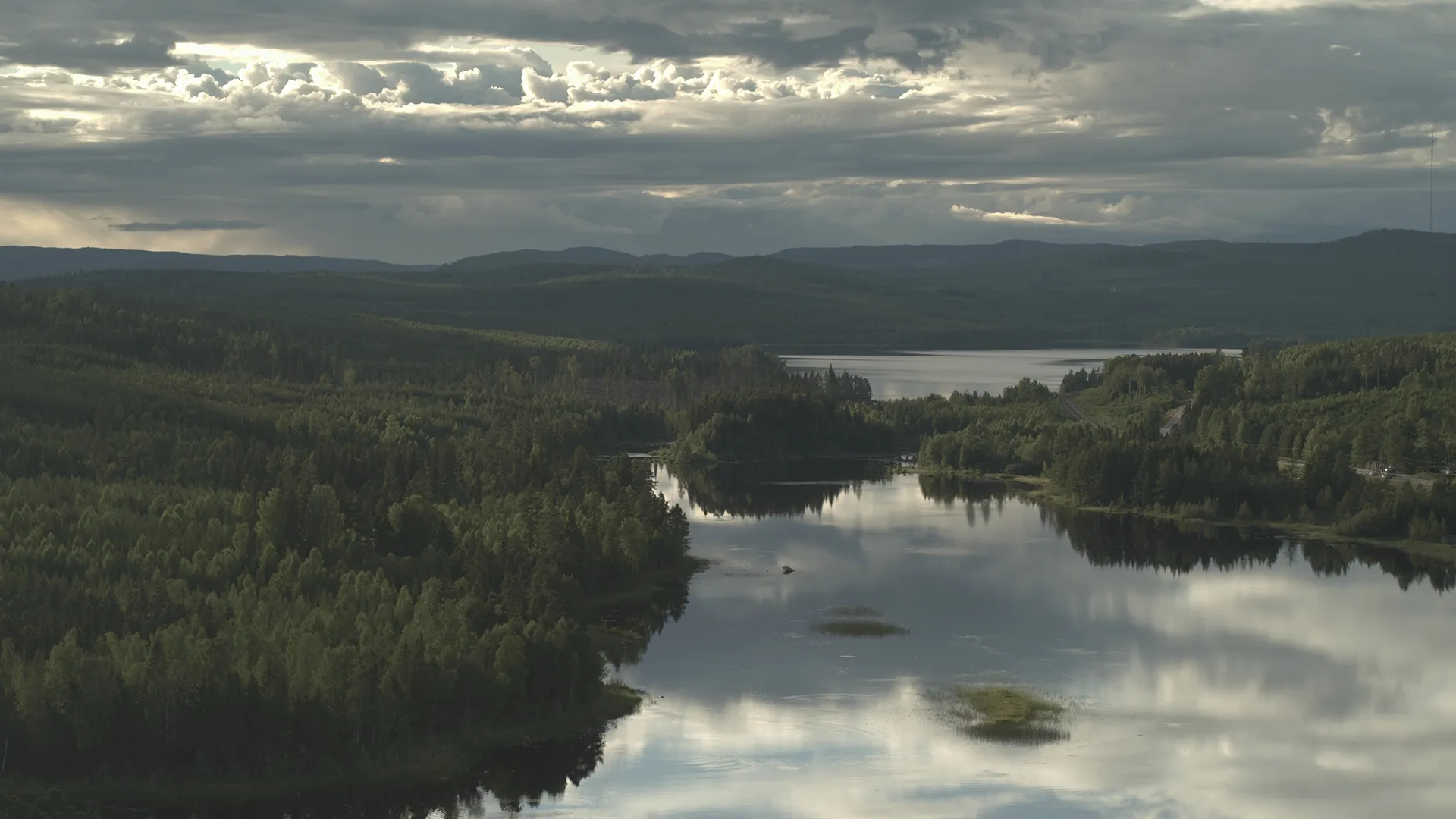 thumbnail - S2:E4 Sweden