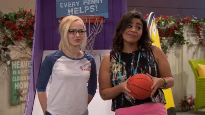 thumbnail - S4:E11 Tiny House-A-Rooney