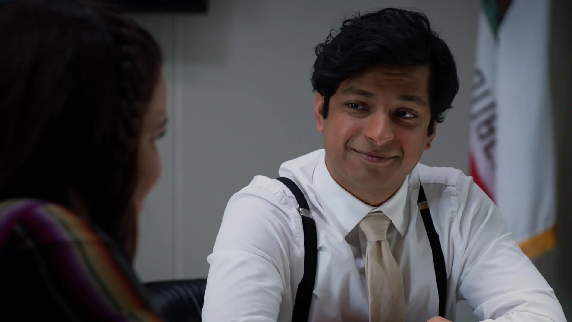 thumbnail - S3:E10 Fire and Rain