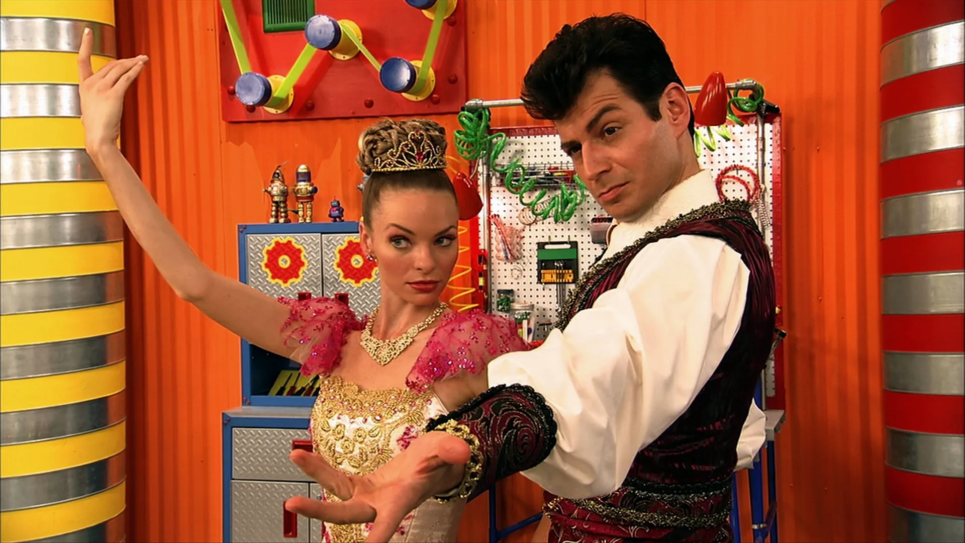 thumbnail - S3:E20 Shall We Dance