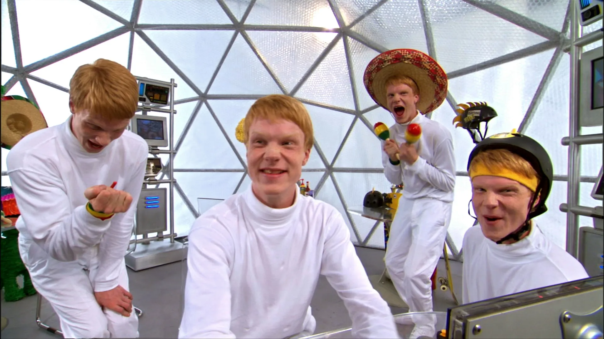 thumbnail - S3:E22 Inside Luther's Brain