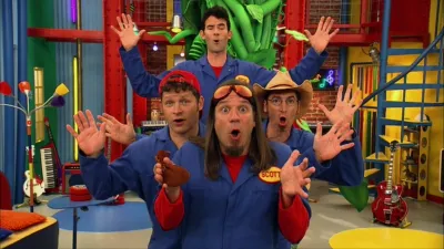 thumbnail - S3:E17 Scott and the Beanstalk