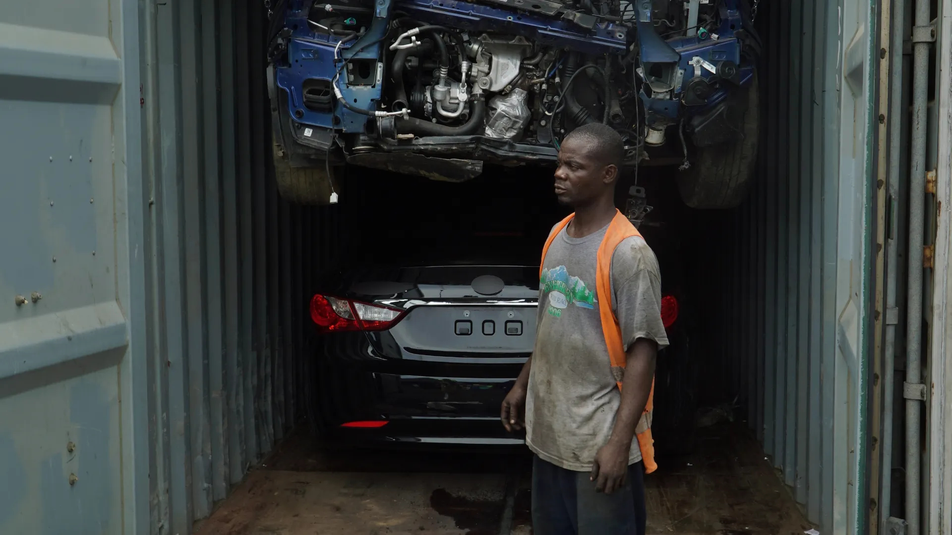 thumbnail - S2:E2 Car Jackers