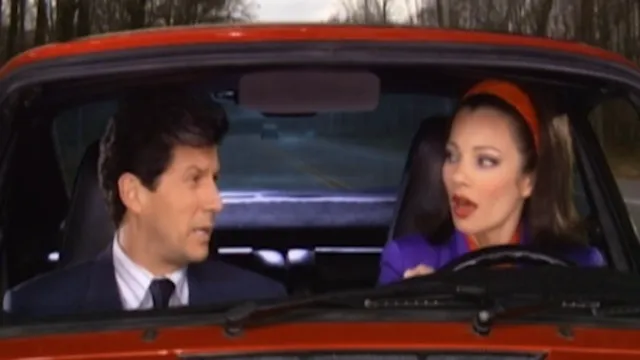 thumbnail - S4:E10 The Car Show