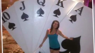 thumbnail - S22:E3 Amanda