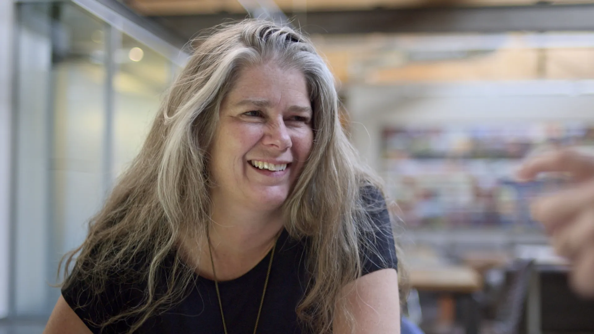 thumbnail - S1：第4話「ひらめき：ジェシカ・ハイト　セリフに隠されたヒント」