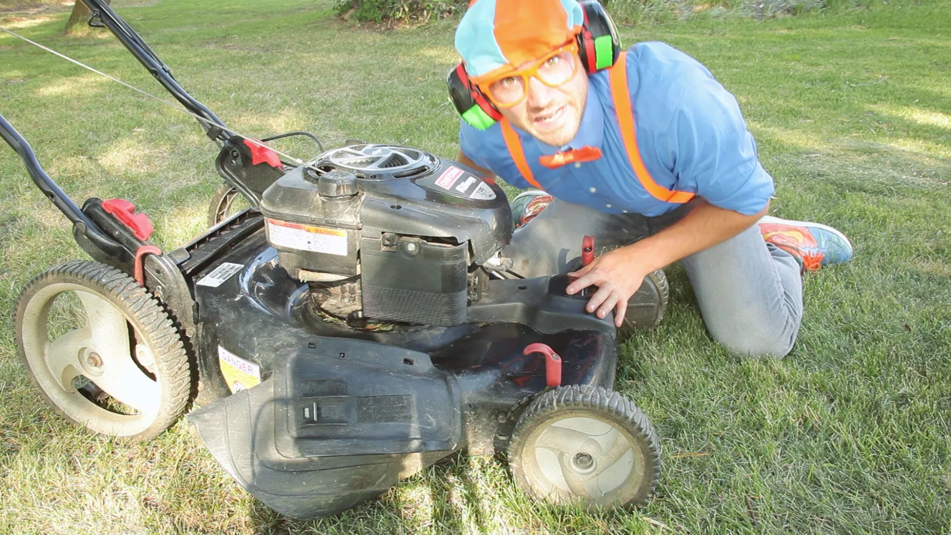 thumbnail - S1:E6 Blippi Learns About Backhoes and More!