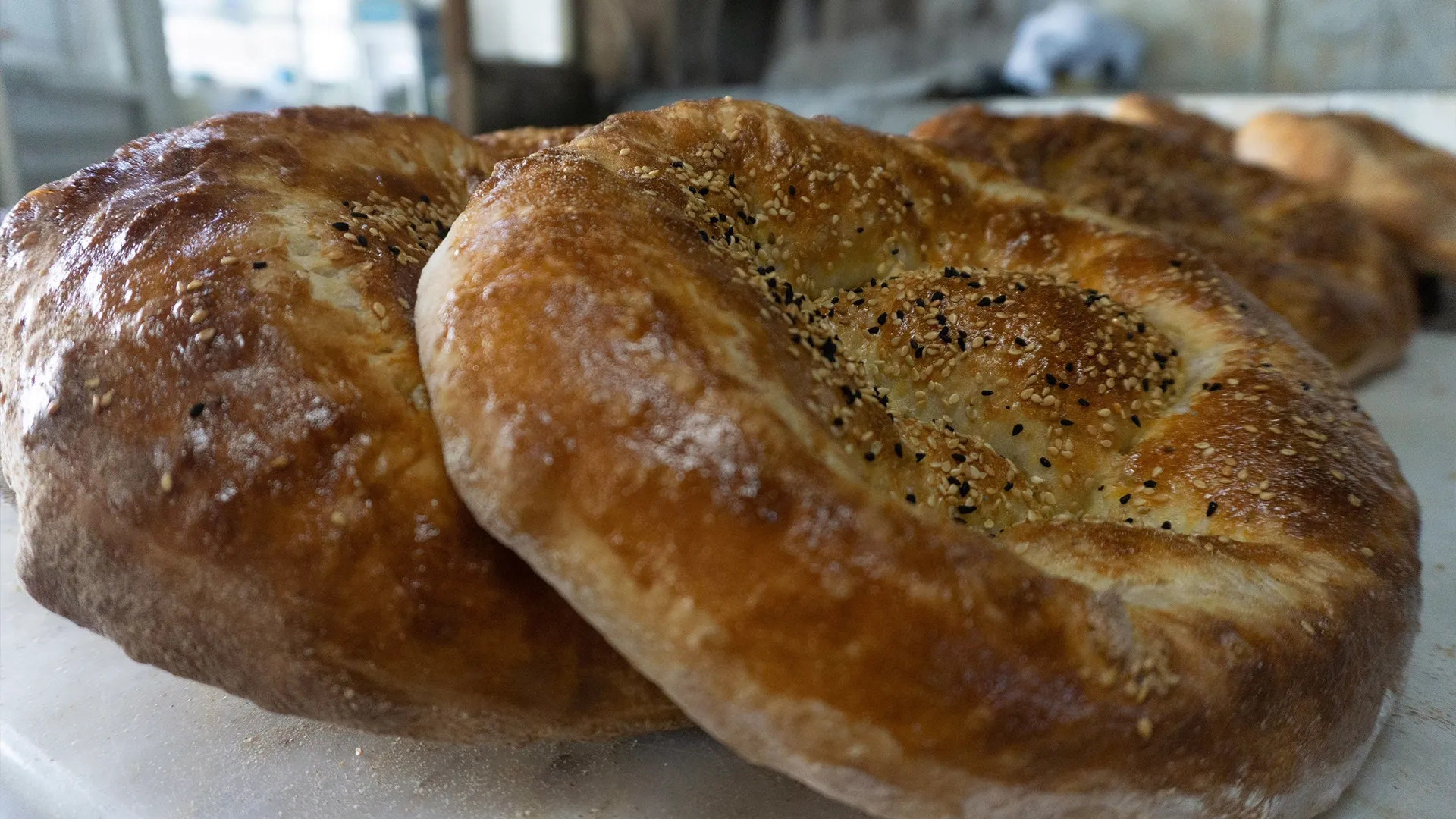 thumbnail - S1:E2 Ramadan Pide in Turkey