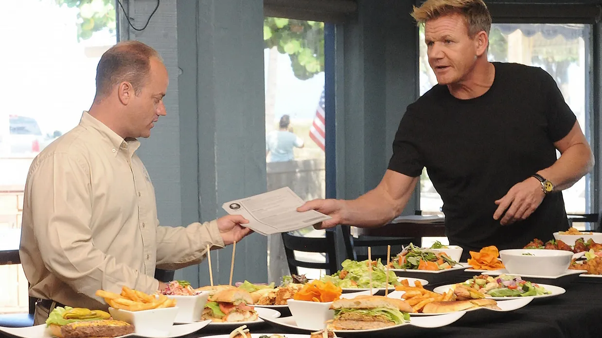 thumbnail - S3:E7 Beachfront Inn & Inlet