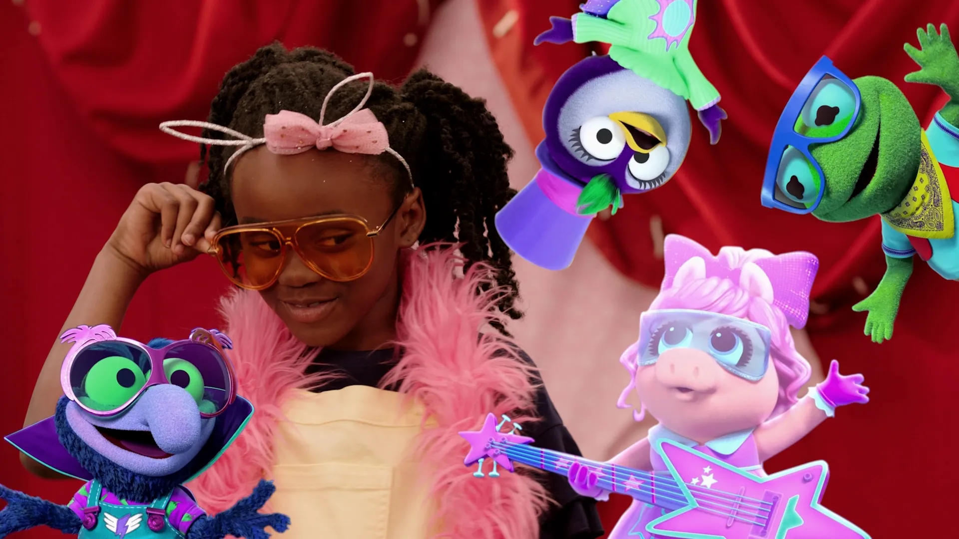 thumbnail - S1:E10 Piggy's Fashion Show