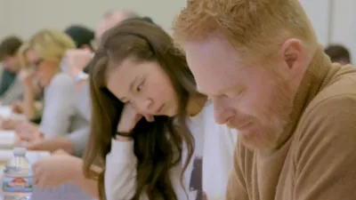 thumbnail - S1:E6 Modern Family: Cast & Crew