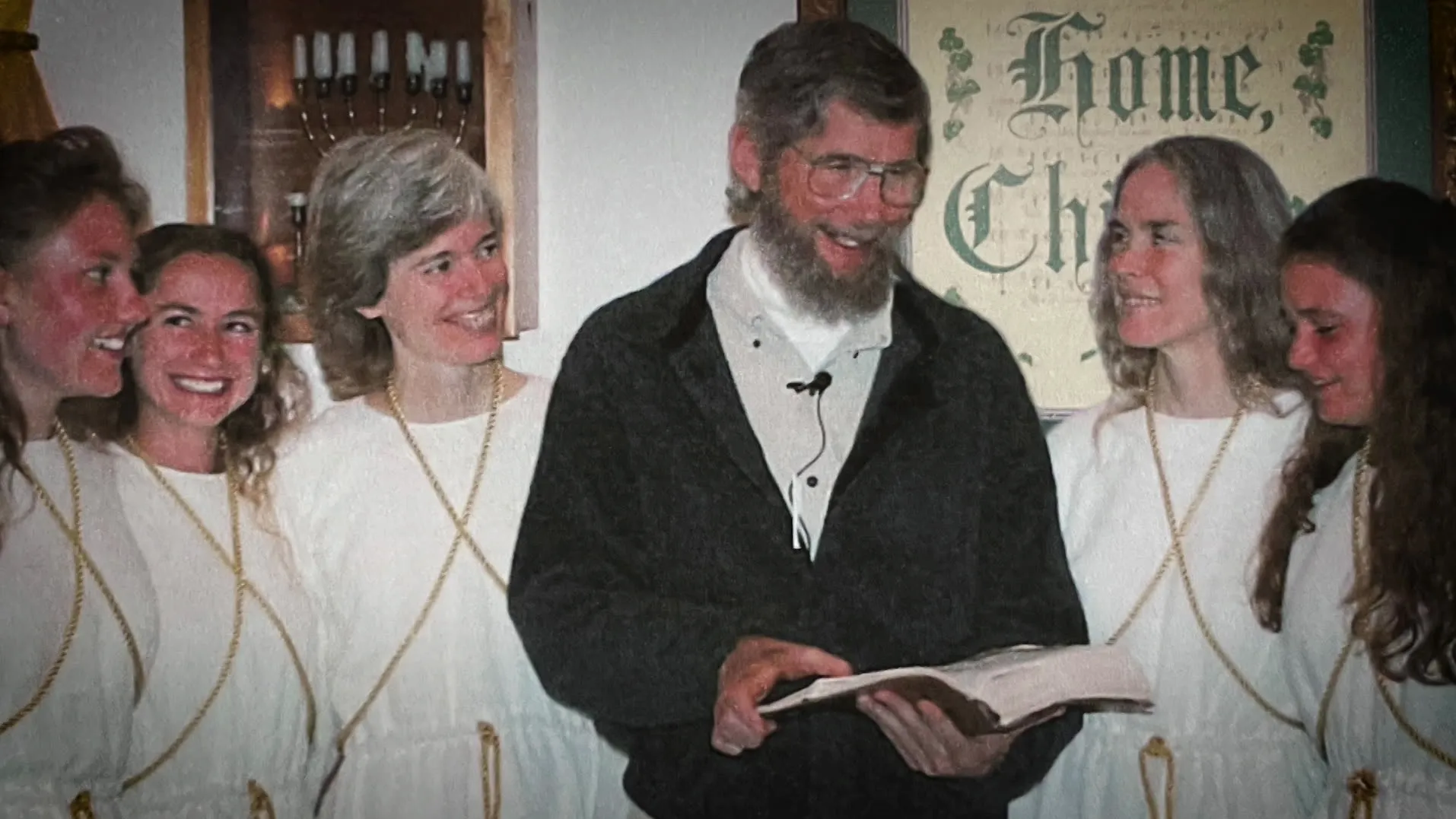 thumbnail - S1:E8 The New Mexico Messiah