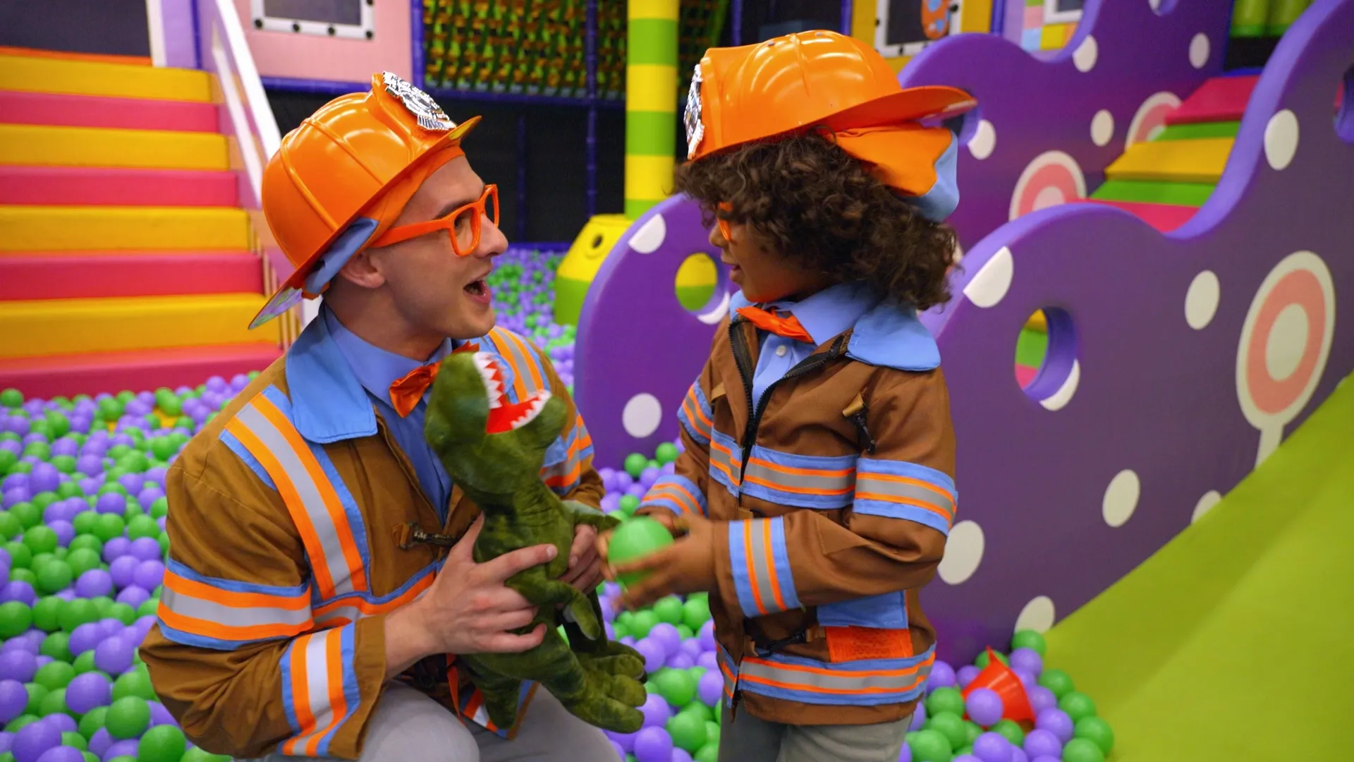 thumbnail - S1:E8 Blippi's Stuffy Firefighter Rescue