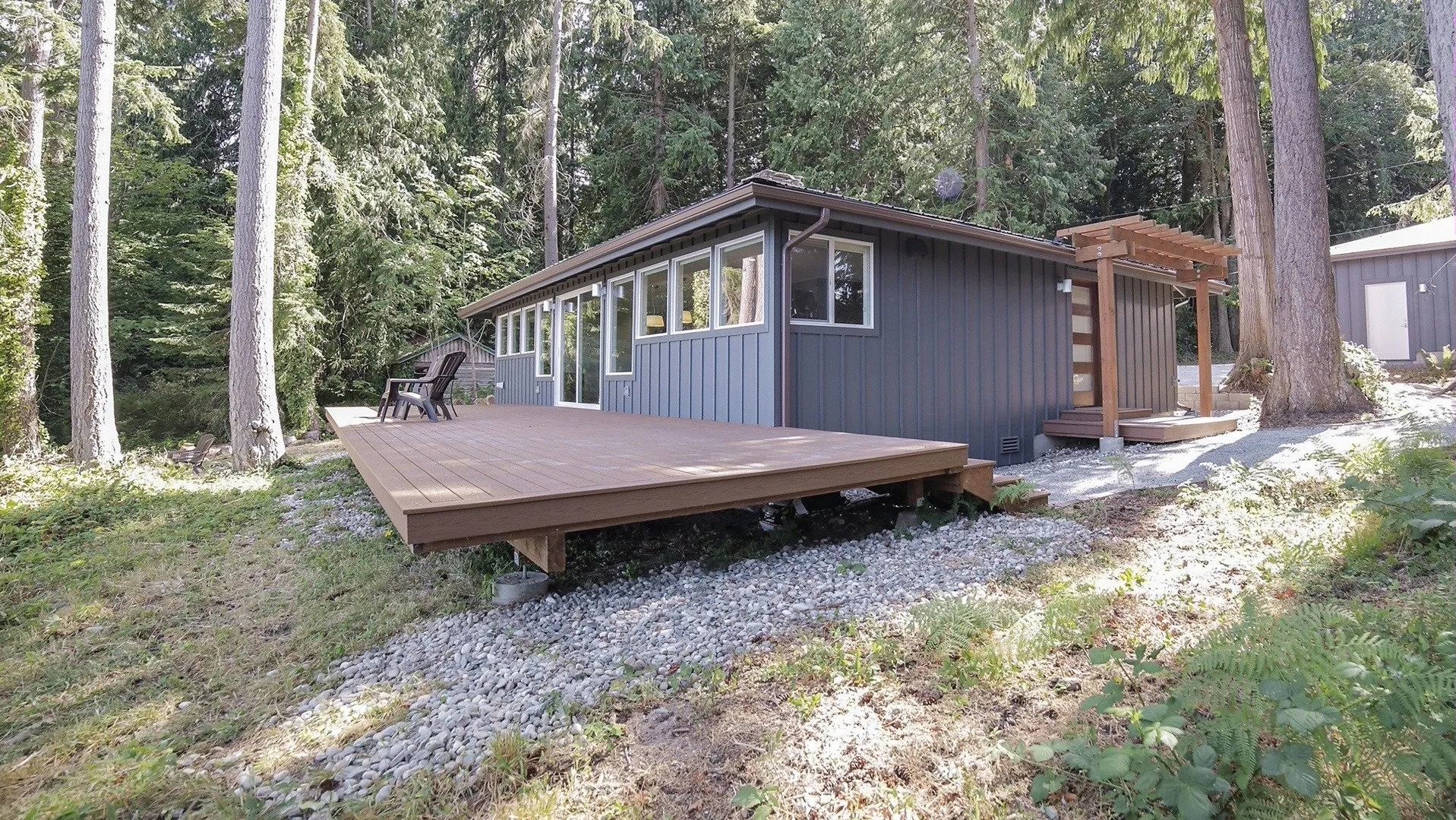 thumbnail - S2:E4 Camano Island House Hunt