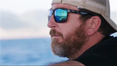 thumbnail - S1:E6 Port Smugglers