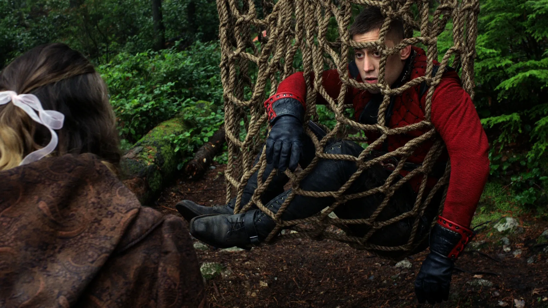 thumbnail - S1:E12 "To Catch a Thief"