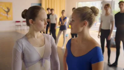 thumbnail - S3:E5 The New Girl