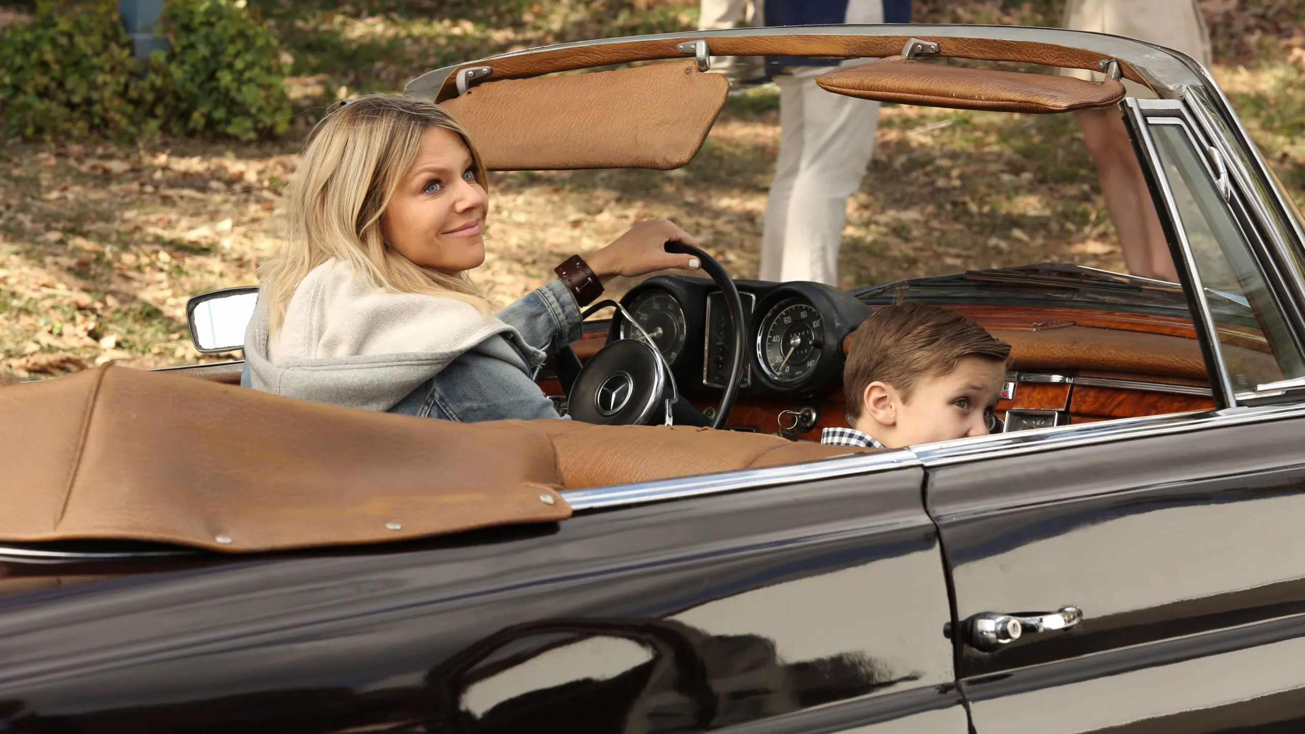 thumbnail - S2:E19 The Dance