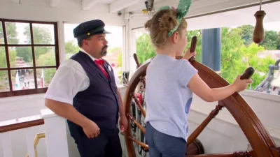 thumbnail - S1:E23 Joe Hernandez: Attractions Host