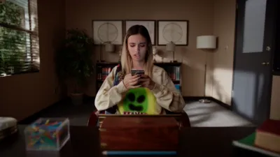 thumbnail - S2:E15 Adventures in Alien House-Sitting