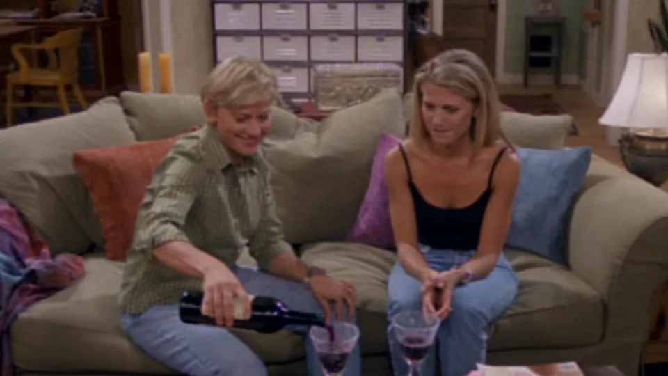 thumbnail - S5:E3 Roommates