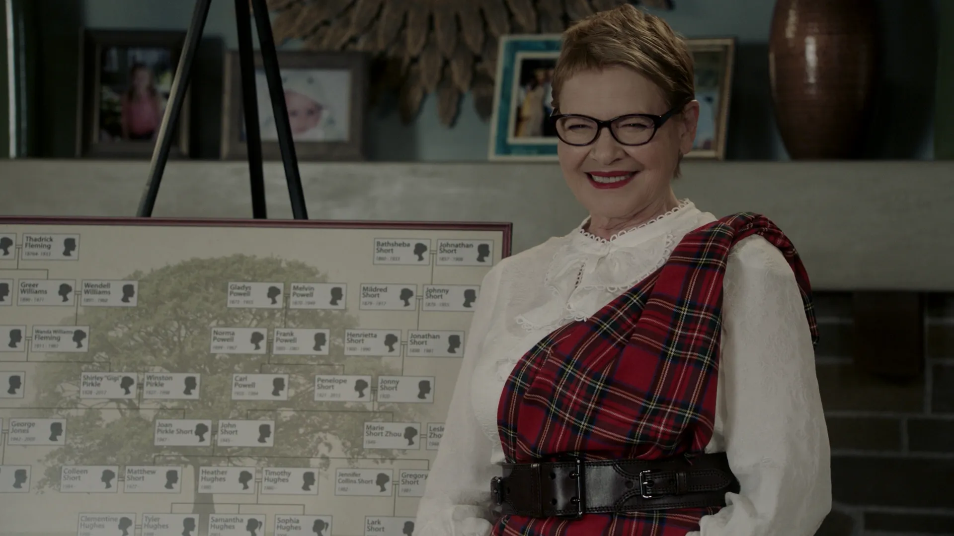 thumbnail - S3:E14 Parents Ancestry Coupon Chaperone