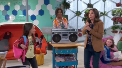 thumbnail - S2:E2 The Most Brilliant Blair In The World