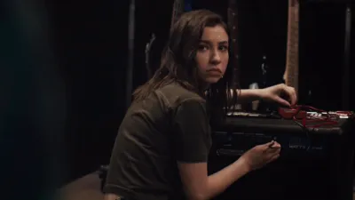 thumbnail - S2:E6 ...Pale as Death