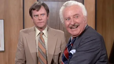 thumbnail - S8:E24 A Good Turn Never Goes Unpunished