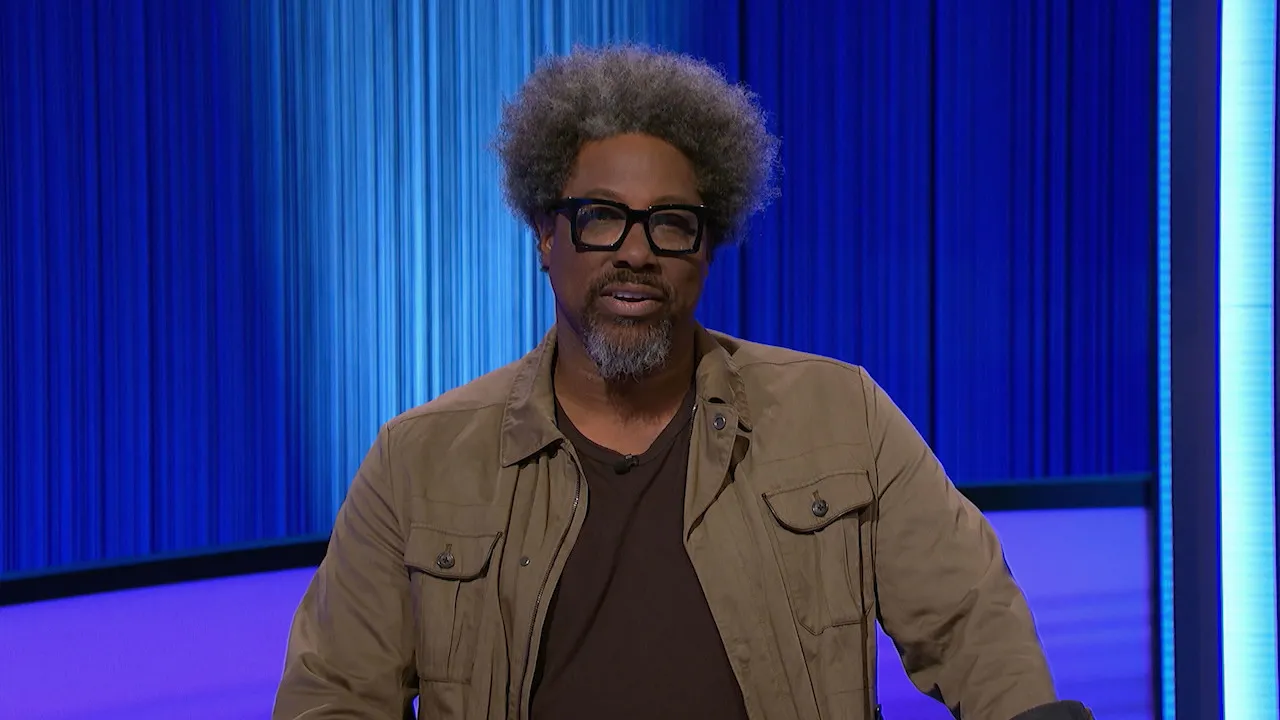 thumbnail - S3:E1 Quarterfinal #1: Max Greenfield, Camilla Luddington, and W. Kamau Bell
